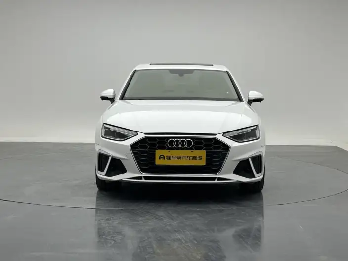 Audi A4 L 2020 Model 40 TFSI Luxury Dynamic Model – фото 2
