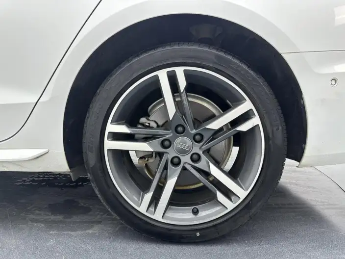 Audi A4 L 2020 Model 40 TFSI Luxury Dynamic Model – фото 9