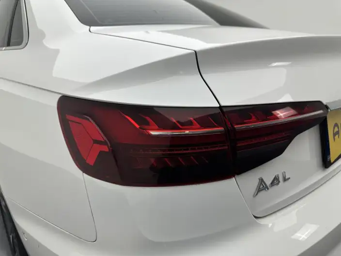Audi A4 L 2020 Model 40 TFSI Luxury Dynamic Model – фото 13