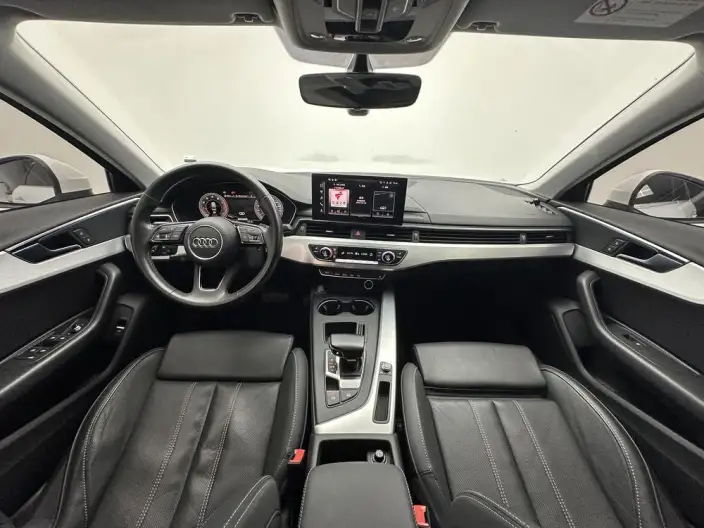 Audi A4 L 2020 Model 40 TFSI Luxury Dynamic Model – фото 14