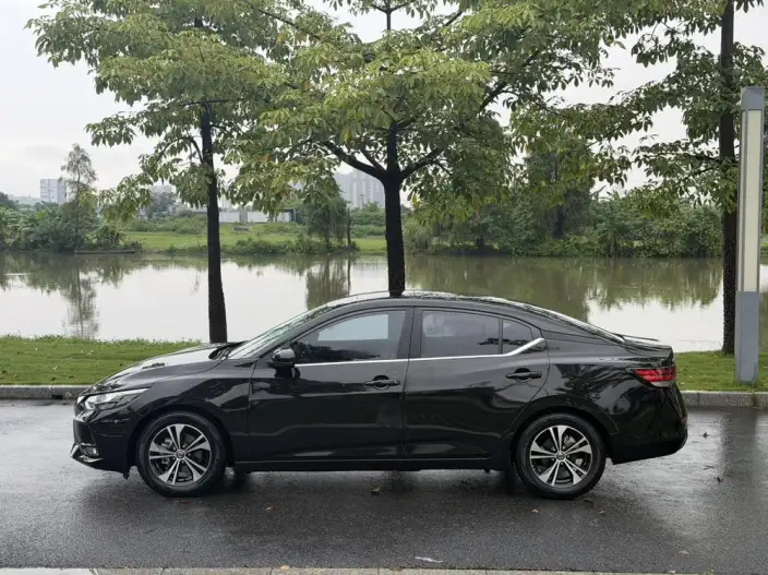 Nissan Sylphy 2020 Model 1.6L XL CVT Yuexiang Edition – фото 4