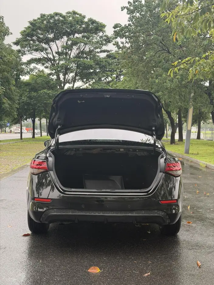 Nissan Sylphy 2020 Model 1.6L XL CVT Yuexiang Edition – фото 9