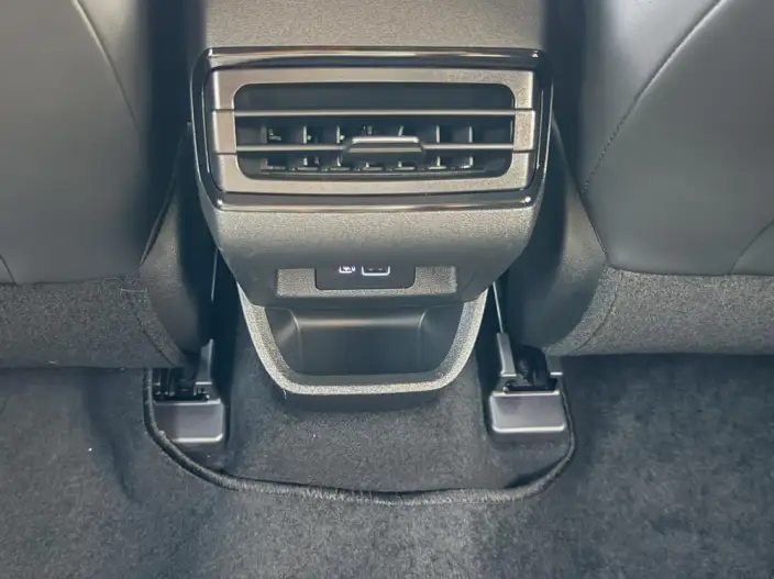 Emgrand S 2021 Model 1.4T CVT Flagship Model – фото 13