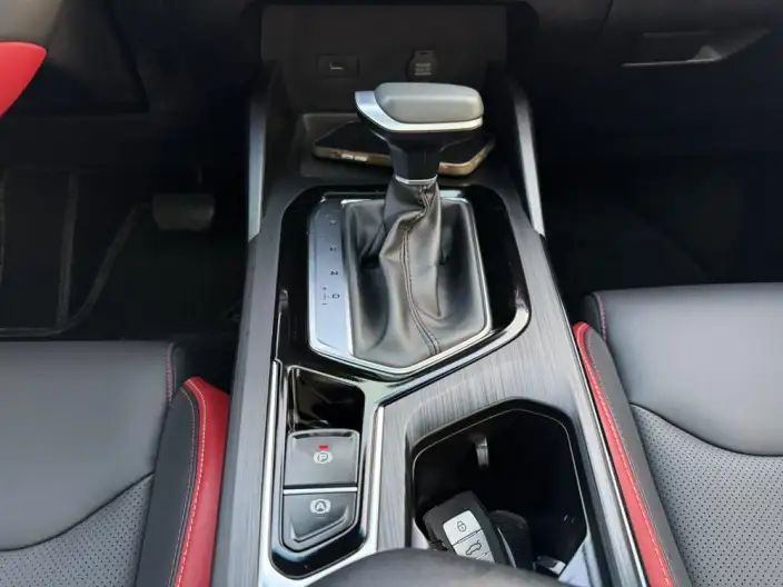 Emgrand S 2021 Model 1.4T CVT Flagship Model – фото 18