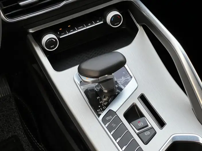 Geely Binyue 2023 Model 1.5T DCT Platinum edition – фото 17