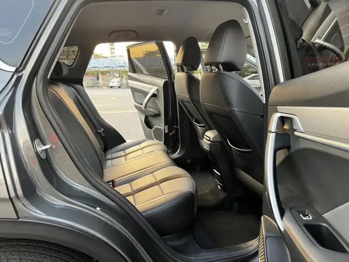 Geely Binyue 2023 Model 1.5T DCT Platinum edition – фото 25