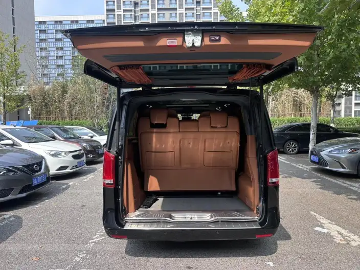 Mercedes-Benz V-Class 2022 Model V 260 L Long wheelbase Premium Edition – фото 19