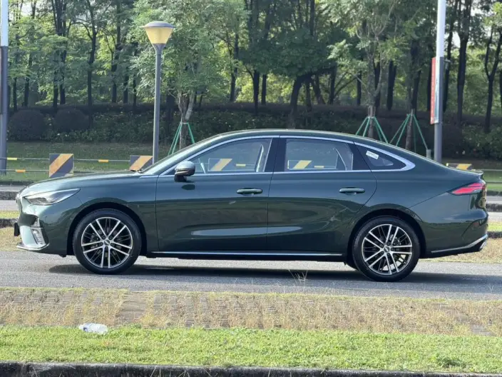 Geely Emgrand 2026 Model No. 5 Gen 1.5T DCT Flagship Model – фото 4