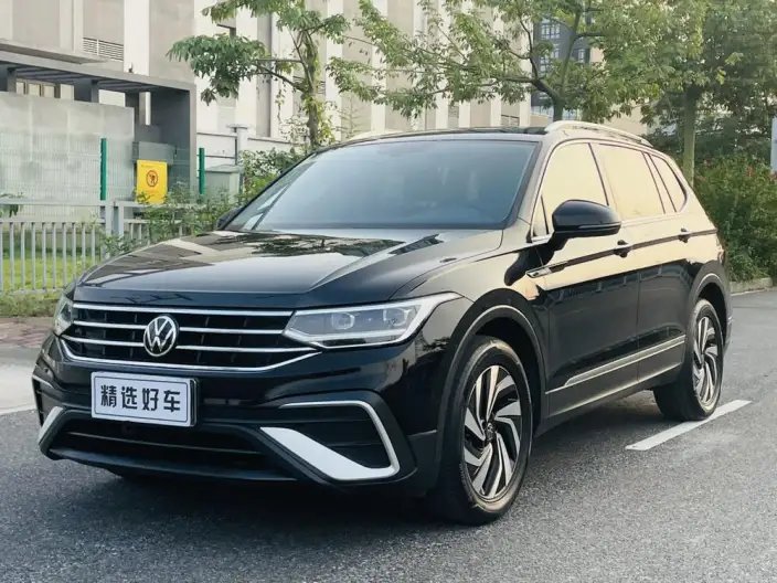 Volkswagen Tiguan L 2022 Model 330TSI Automatic 2WD Smart Edition – фото 1