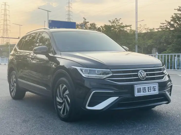 Volkswagen Tiguan L 2022 Model 330TSI Automatic 2WD Smart Edition – фото 3