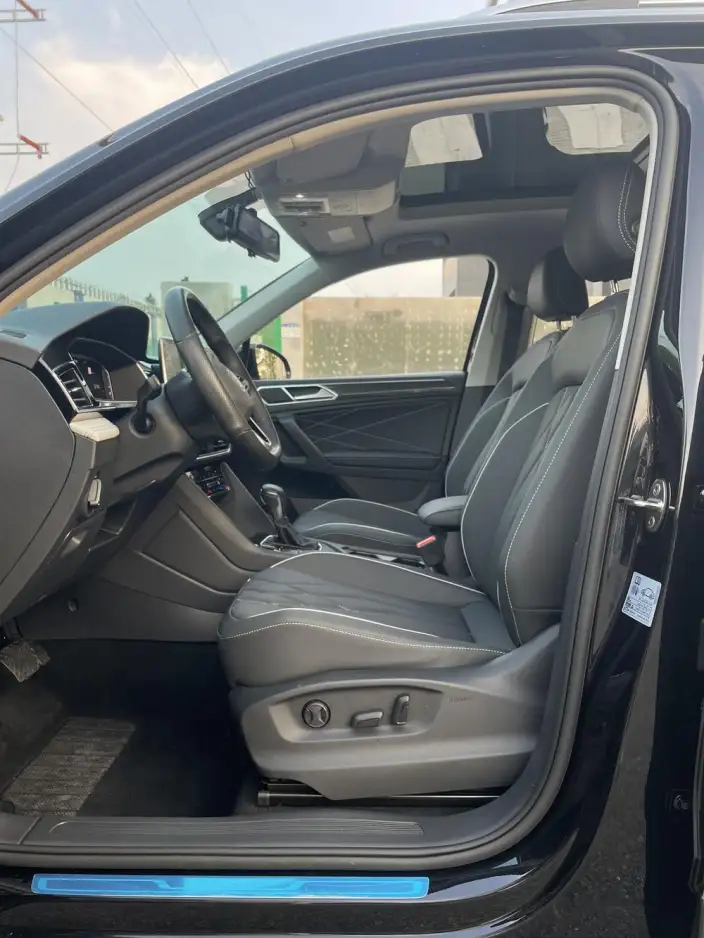 Volkswagen Tiguan L 2022 Model 330TSI Automatic 2WD Smart Edition – фото 11