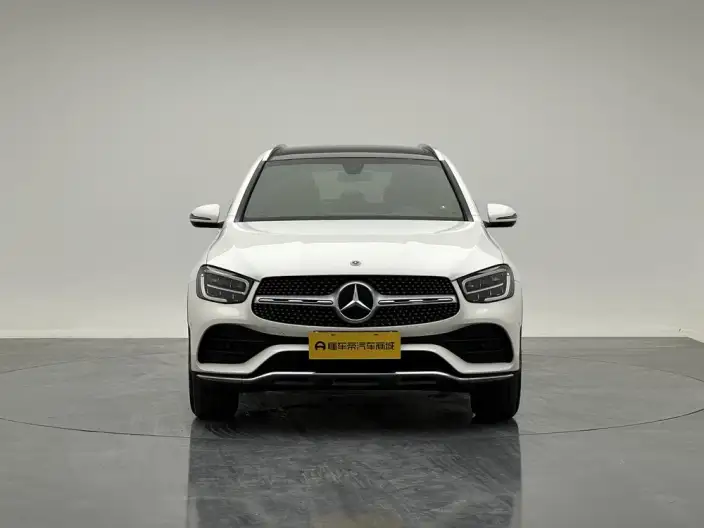 Mercedes-Benz GLC 2022 Model GLC 260 L 4MATIC Luxury Model – фото 2