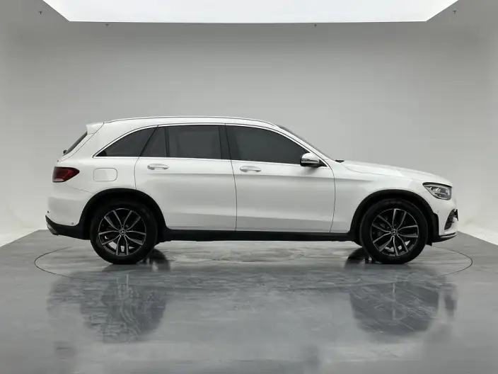 Mercedes-Benz GLC 2022 Model GLC 260 L 4MATIC Luxury Model – фото 8