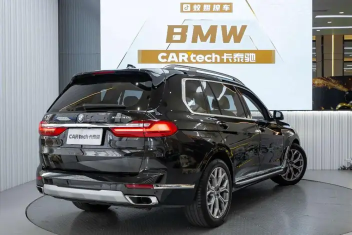 BMW X7 2022 Model xDrive40i Leading Model Luxury Set – фото 5