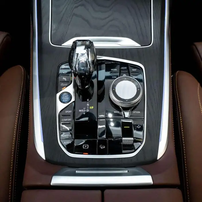 BMW X7 2022 Model xDrive40i Leading Model Luxury Set – фото 19