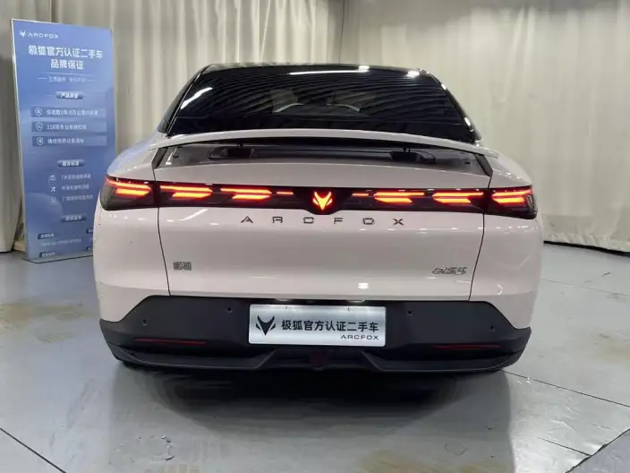 Arcfox α-S 5 2024 Model 560MAX 185kW – фото 5