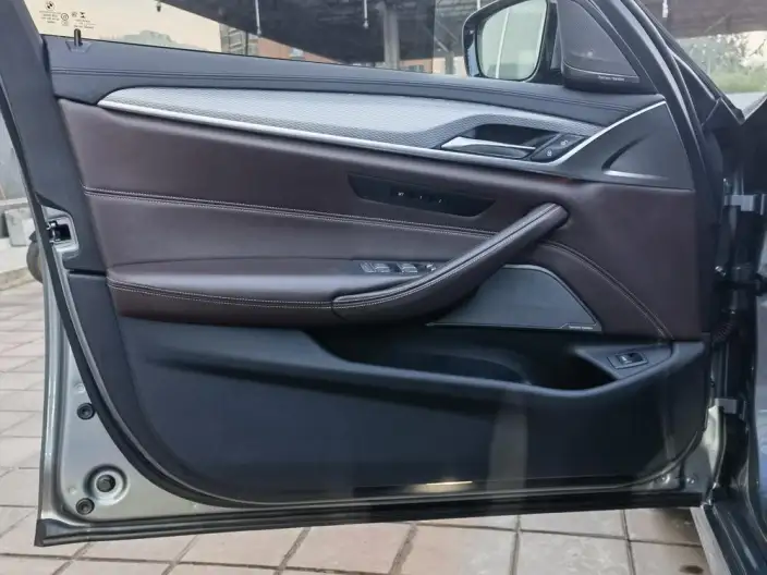 BMW 5 Series Imported 2020 Model 540i Fashion edition M Sports Set – фото 10