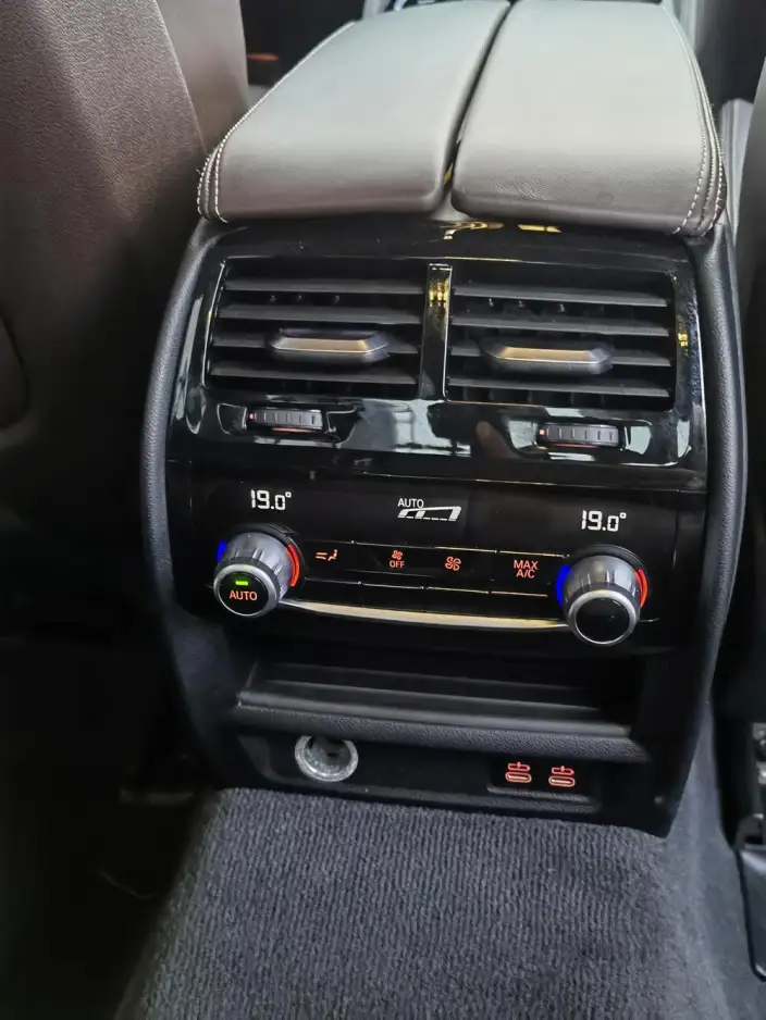 BMW 5 Series Imported 2020 Model 540i Fashion edition M Sports Set – фото 12