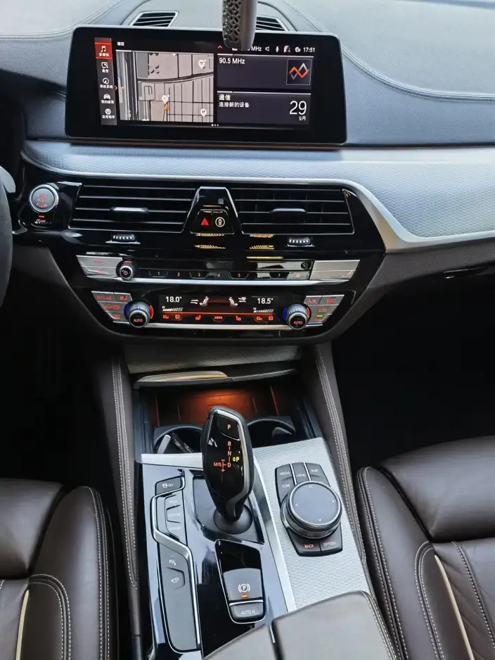 BMW 5 Series Imported 2020 Model 540i Fashion edition M Sports Set – фото 15