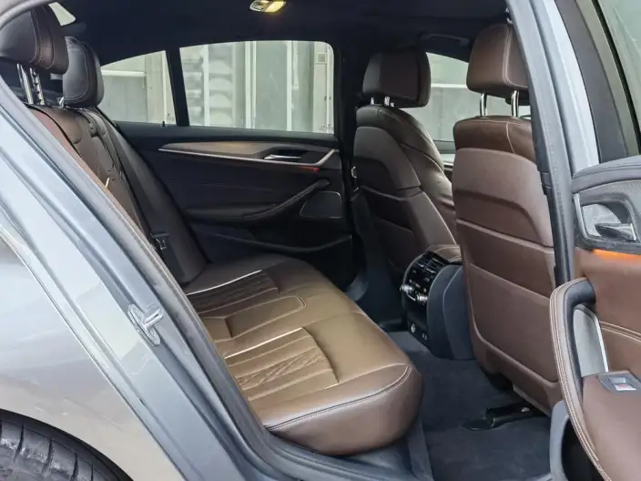 BMW 5 Series Imported 2020 Model 540i Fashion edition M Sports Set – фото 20