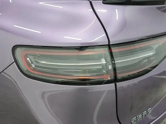Luxeed R7 2024 Model Extended Range 37kWh Max Rear Drive Edition – фото 13