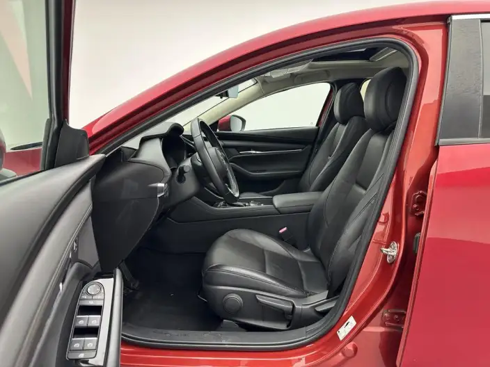 Mazda3 Axela 2020 Model 2.0L Automatic Zhi Ya Edition – фото 17