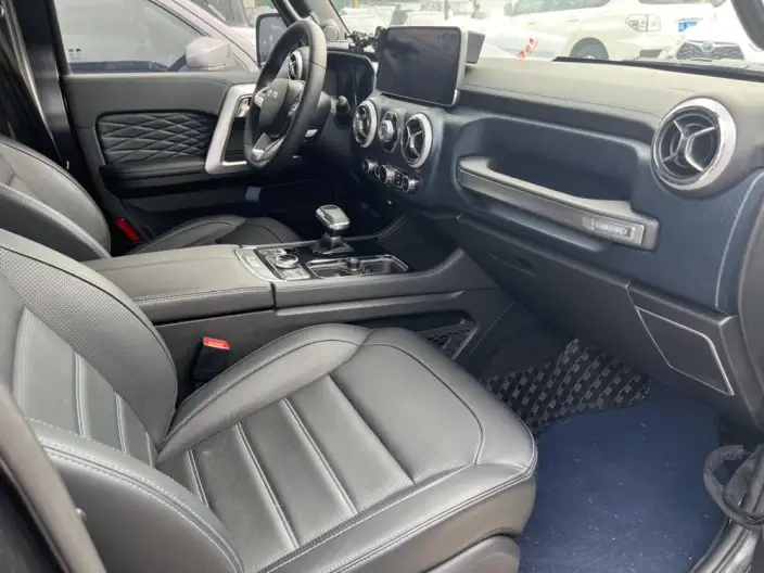 BAIC BJ40 2021 Model 2.0D Automatic 4WD Blade Hero Edition Pioneer Model – фото 6