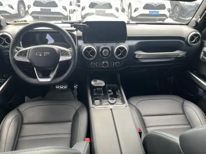 BAIC BJ40 2021 Model 2.0D Automatic 4WD Blade Hero Edition Pioneer Model – фото 10