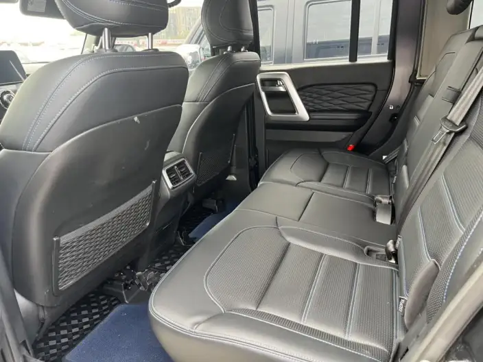BAIC BJ40 2021 Model 2.0D Automatic 4WD Blade Hero Edition Pioneer Model – фото 15