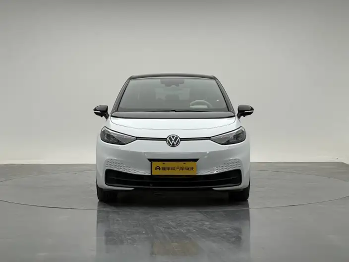 Volkswagen ID.3 2023 Model L Class Model Pure Smart Edition – фото 2