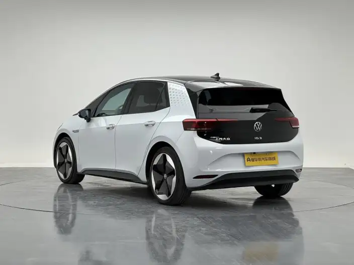 Volkswagen ID.3 2023 Model L Class Model Pure Smart Edition – фото 5