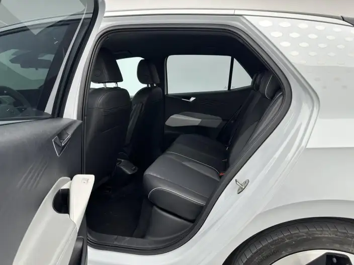 Volkswagen ID.3 2023 Model L Class Model Pure Smart Edition – фото 18