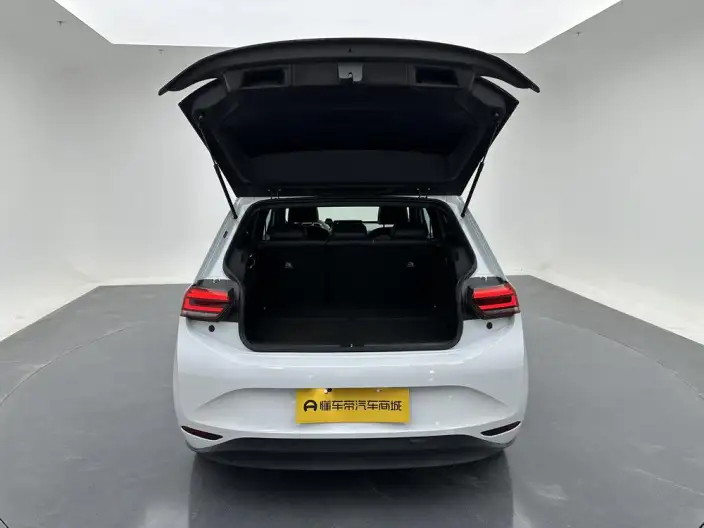 Volkswagen ID.3 2023 Model L Class Model Pure Smart Edition – фото 20