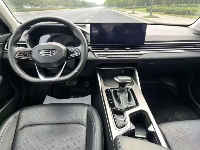 Geely Emgrand 2023 Model No. 4 Gen Champion Edition 1.5L CVT Flagship Model – фото 7