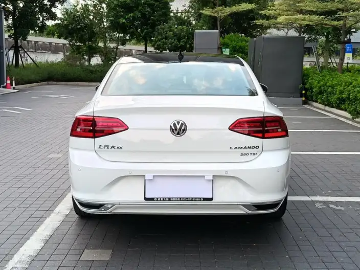 Volkswagen Lamando 2021 Model 280TSI DSG Comfort Edition – фото 4