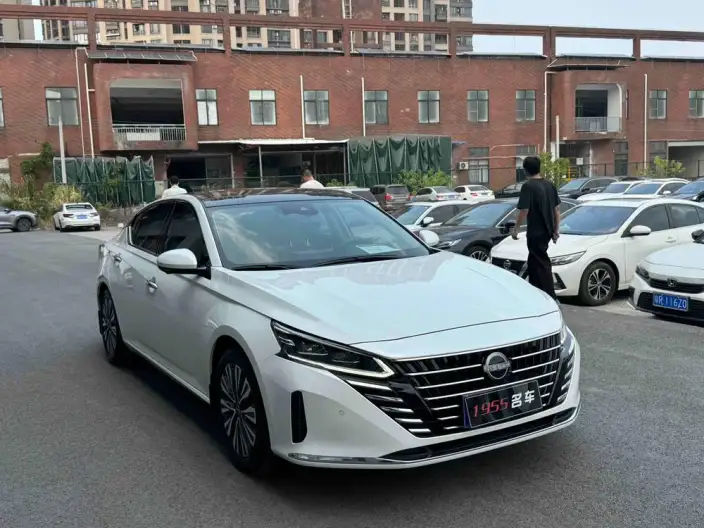 Nissan Teana 2022 Model 2.0L XL-Upr Premium Edition – фото 3