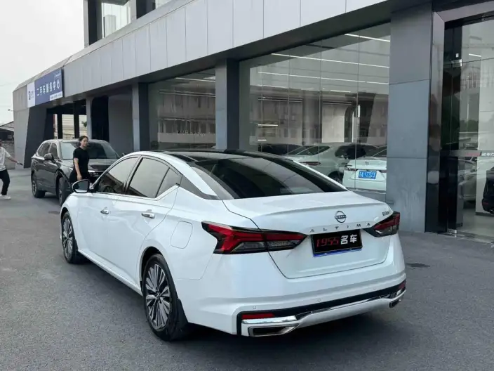 Nissan Teana 2022 Model 2.0L XL-Upr Premium Edition – фото 4