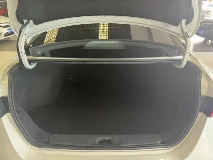 Nissan Sylphy 2020 Model 1.6L XL CVT Yuexiang Edition – фото 15