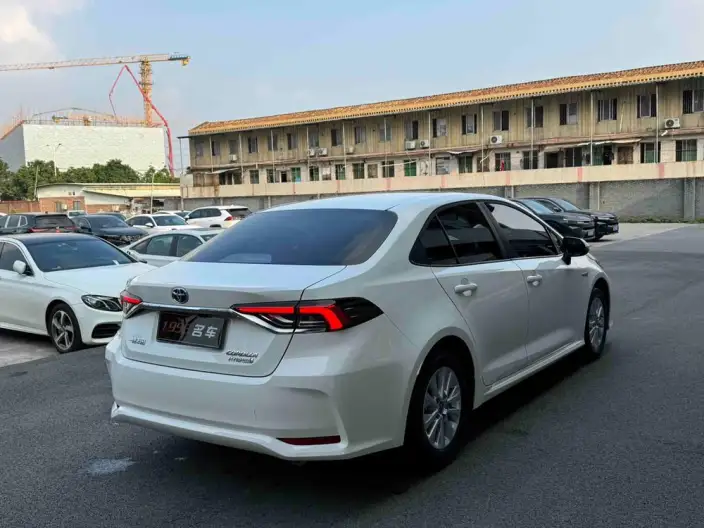 Toyota Corolla 2024 Model Intelligent Hybrid 1.8L E-CVT Pioneer Edition – фото 6