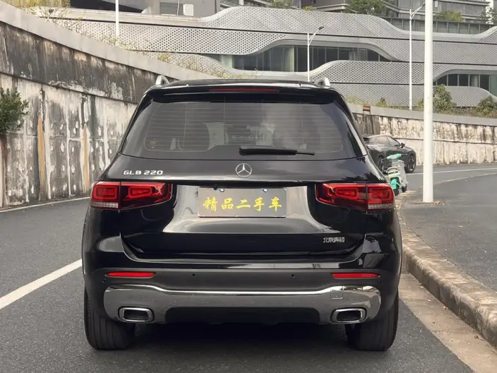 Mercedes-Benz GLB 2023 Model GLB 220 Dynamic Model – фото 5