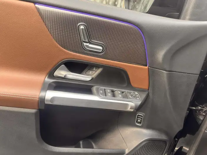 Mercedes-Benz GLB 2023 Model GLB 220 Dynamic Model – фото 7