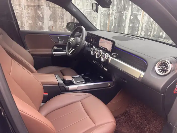 Mercedes-Benz GLB 2023 Model GLB 220 Dynamic Model – фото 8