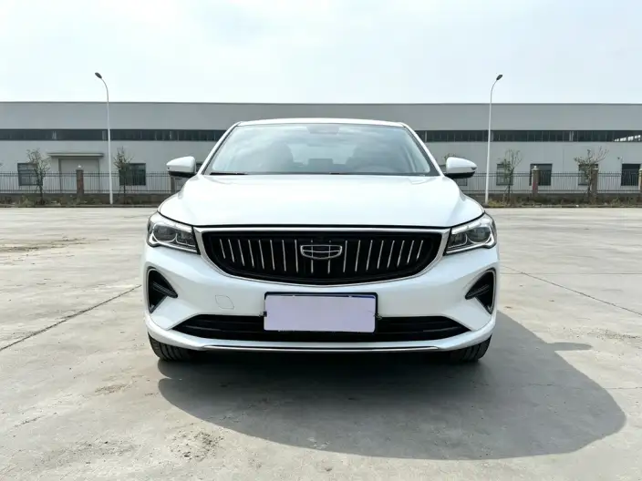 Geely Emgrand 2022 Model No. 4 Gen 1.5L CVT Luxury Model – фото 2