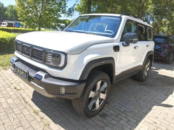 BAIC BJ40 Extended Range 2025 Model Advanced version – фото 1