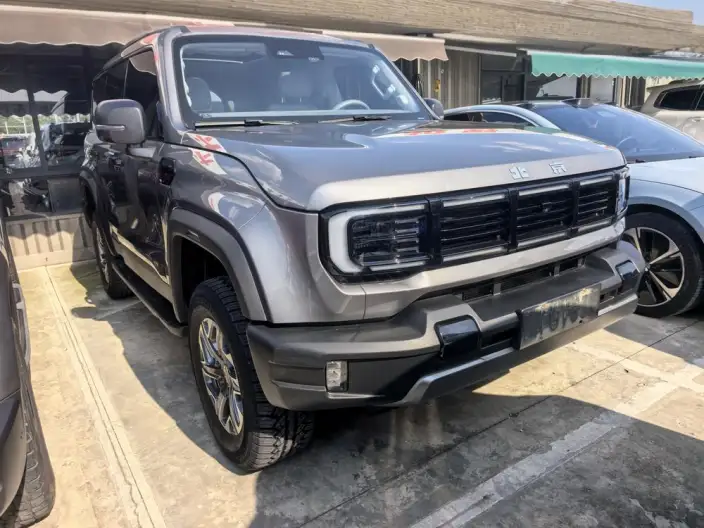 BAIC BJ40 2026 Model 2.0D Automatic Diesel Edition – фото 2