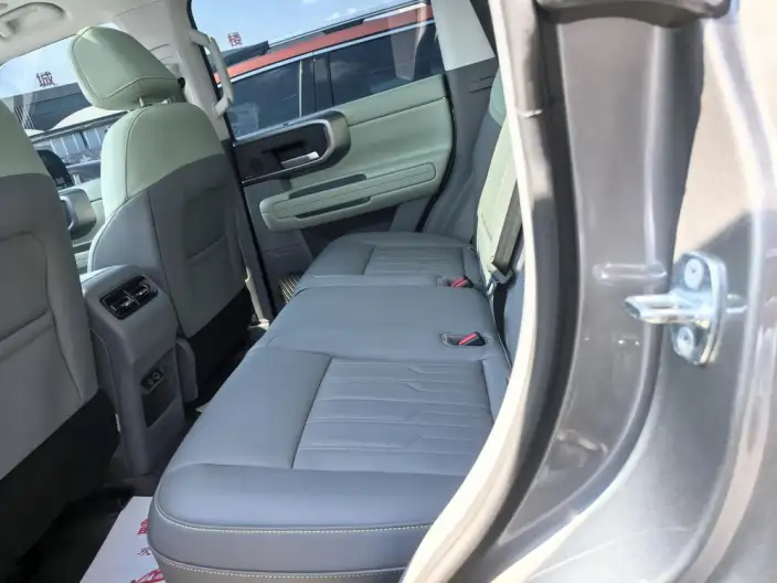 BAIC BJ40 2026 Model 2.0D Automatic Diesel Edition – фото 11