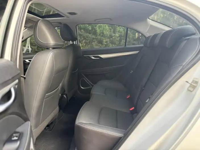 Geely Emgrand 2020 Model 1.5L CVT Luxury Model – фото 9