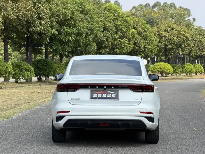 Geely Emgrand 2025 Model No. 4 Gen 1.5L CVT Flagship Model – фото 6