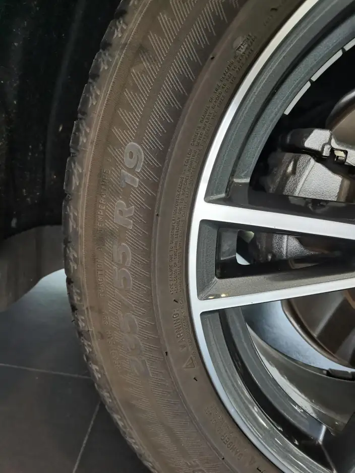 Audi Q5L 2020 Model 45 TFSI Exclusive Fashion Model – фото 9