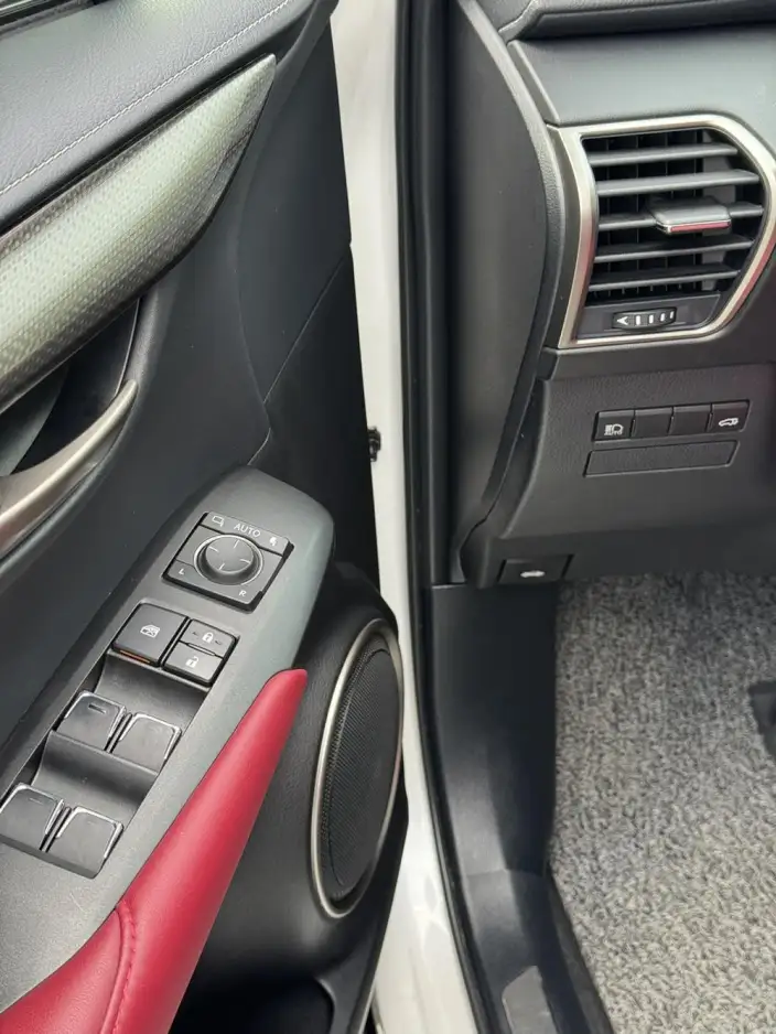 Lexus NX 2020 Model 300h Qian Drive Fengshang Edition China VI – фото 7